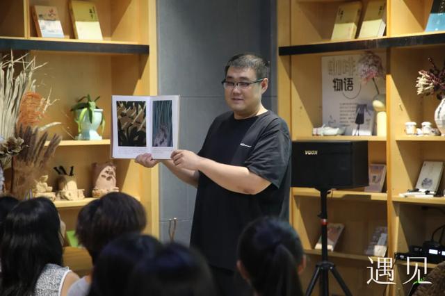 遇见丨时光慢慢!樱花湖畔赏心“悦”读