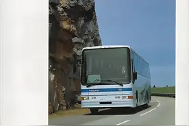 它是九十年代末大众对于豪华大巴的一段回忆——沃尔沃B10M图片
