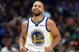 库里年收入，詹姆斯年收入，杜兰特年收入，没有对比就没有尴尬！图片