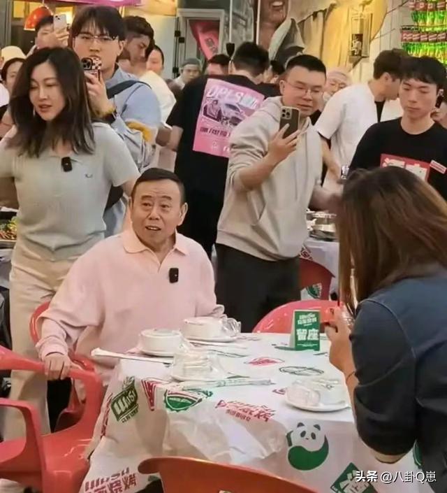 吃相难看！狂割粉丝韭菜，理直气壮卖假货，这几个明星捞金没底线
