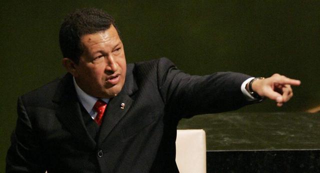 特朗普封锁委内瑞拉！石油出口归零、总统四处逃窜，根源在20年前