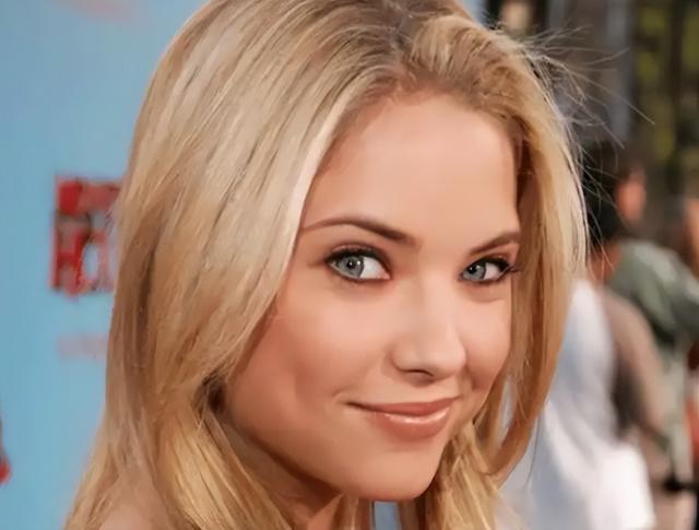 以色列美女来中国旅游，回国时机场叹息：难怪以色列比不过中国！