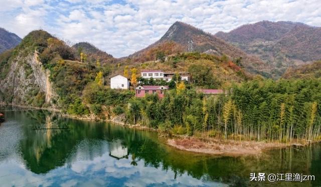 醉美罗家营，碧水映长天