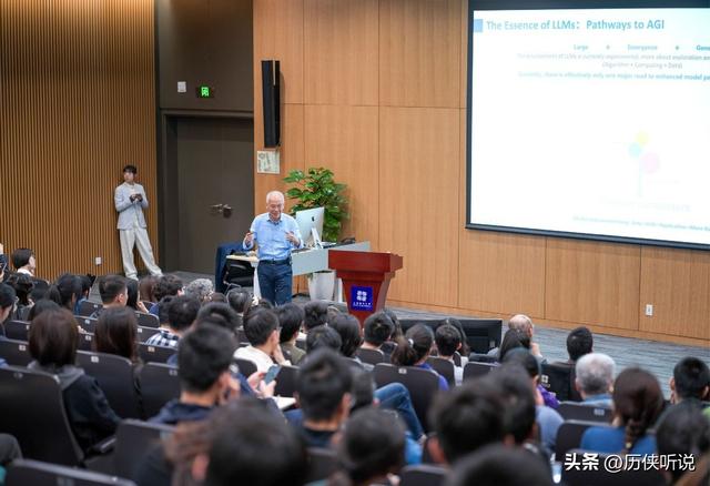比尔盖茨的多重身份：不仅是世界首富，居然还是中国工程院院士？