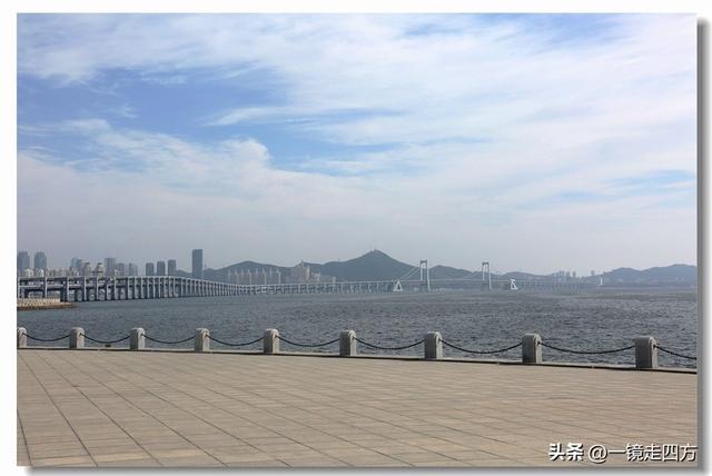 在大连陵水湾打造出的“海纳百川”国际雕塑景观带