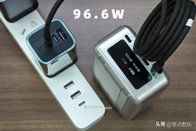 三体人给我充个电？酷态科10号超级电能充Mini 三体联名版 实测体验