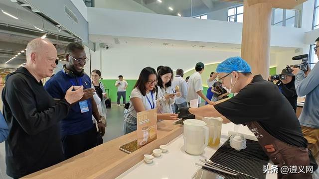 多国嘉宾共探红色遵义，感受特色产业发展活力！
