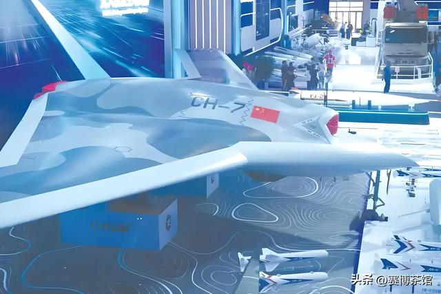 终结隐身垄断中国“黑色幽灵	”首飞中美天空竞赛进入“亮剑”时刻