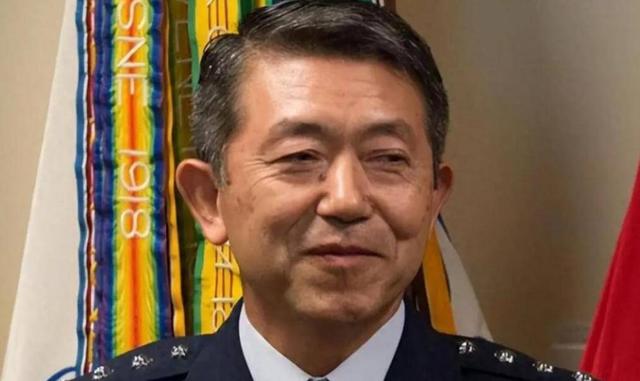 访华被拒的日本，连出两记狠招，比特朗普还毒，中方反击不含糊