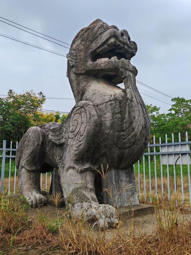 帝王之乡，眼镜之城，当年解放上海也从这里启程