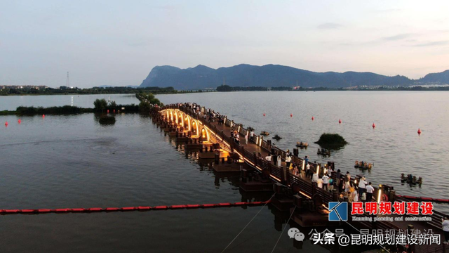 滇池草海第三座浮桥预计9月下旬建成！
