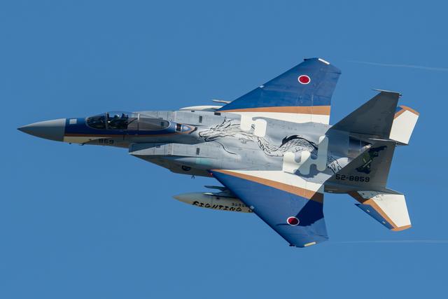 歼-15锁定日本军机！辽宁舰穿越宫古海峡，日本为何破大防？