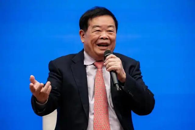 员工月均1万破苛刻质疑？曹德旺，企业家不是“土豪”！