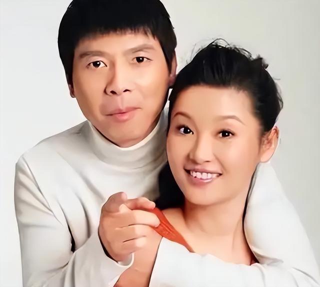 徐帆不再隐忍，高调回应和冯小刚离婚传闻，16字回应字字扎心