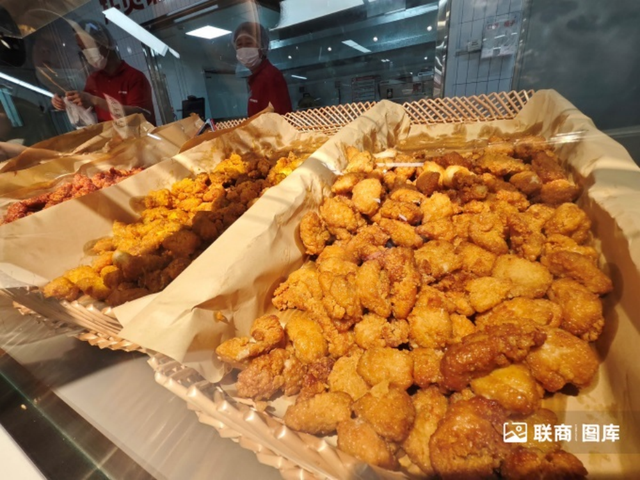 京东折扣超市全国首店开业，我们去现场看了看