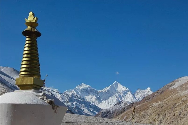 此生必驾新藏线：穿越无人区，邂逅神山圣湖