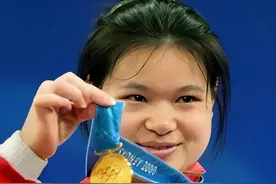 陈晓敏399万卖掉奥运金牌，声称全部捐出去，却带着家人移民国外图片