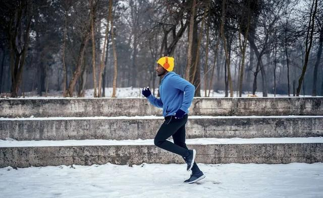 天冷了，还有多少人在坚持跑步？