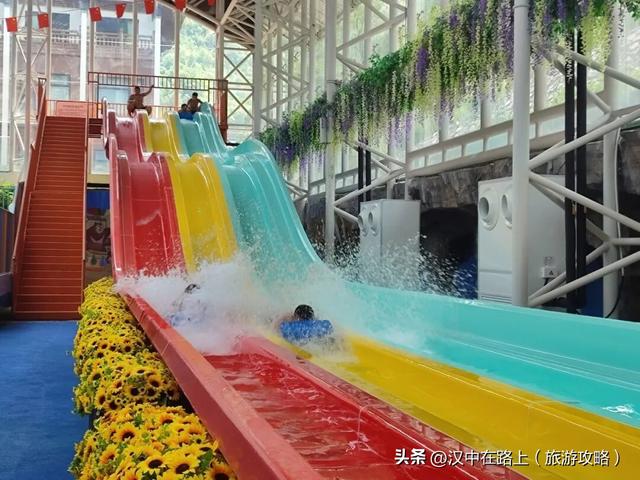 教师9.10免费畅玩略阳汉析里：暖泉解乏，水上撒欢，过个轻松节