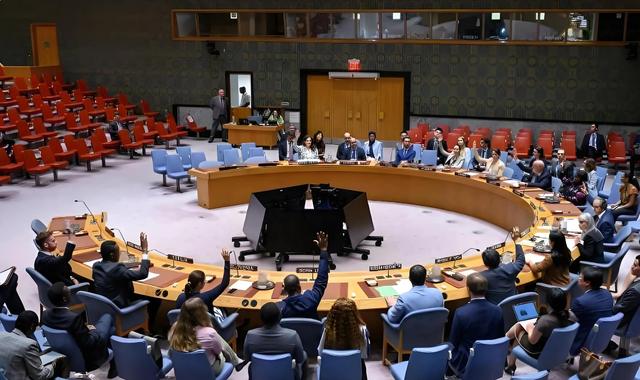 抢矿产占红海，大国博弈苏丹谁管民众死活，停火真的还有希望吗