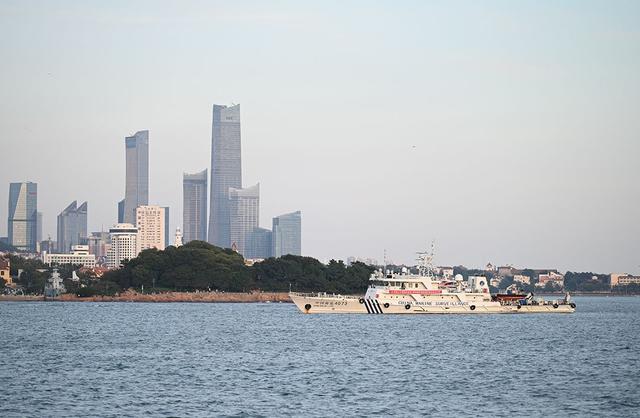 青岛八大峡广场藏着生活本真的惬意