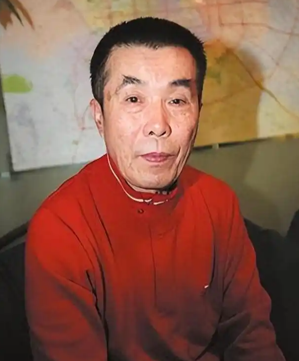 一级演员闫学晶塌房，她做错了两件事