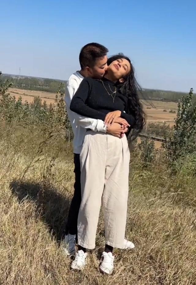 河南小伙娶非洲女模特，颜值逆天身材傲人似舒淇	，彩礼只要1万元