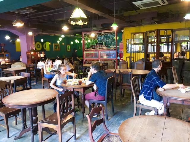 好多中国游客来马来西亚旅游，却忍不住直呼：我还没出国吧？