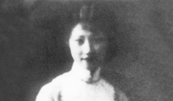 赵四小姐到底有多美，为何能让张学良痴迷？从老照片可以窥知一二