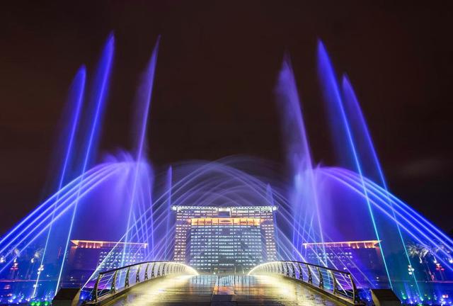 江西五日自由行：秋水广场音乐喷泉 · 亚洲之最的视觉盛宴