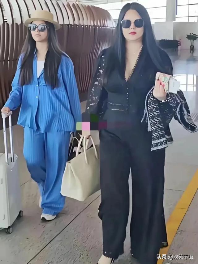 200斤的李湘机场现身！气场全开，颤抖的肥肉也挡不住土豪范儿！