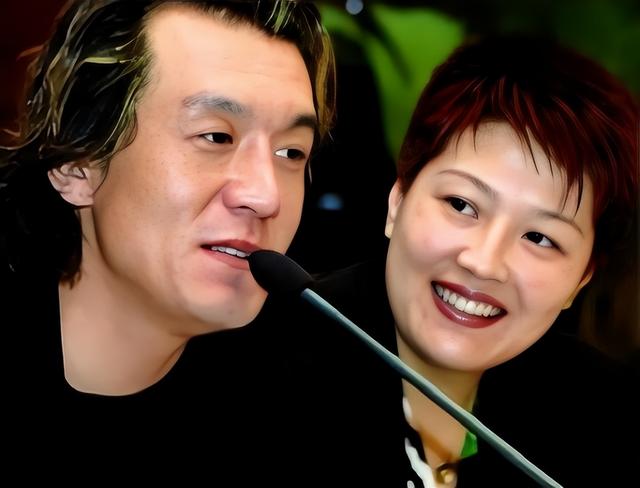 时隔多年李咏死因被揭开，妻子哈文道破真相，难怪选择葬身美国