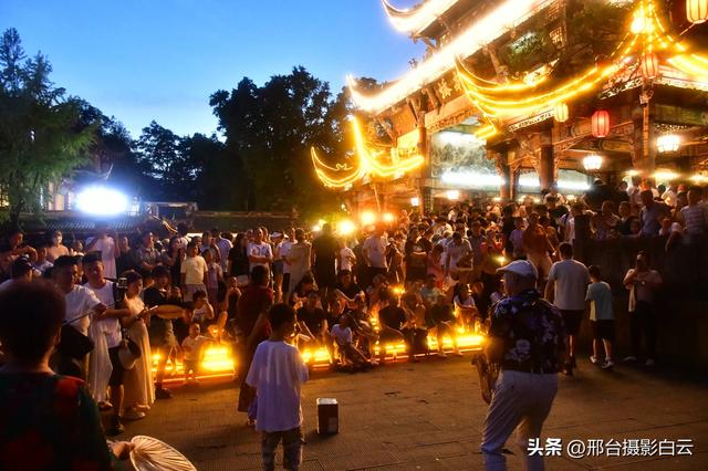 夜游都江堰南桥•蓝眼泪