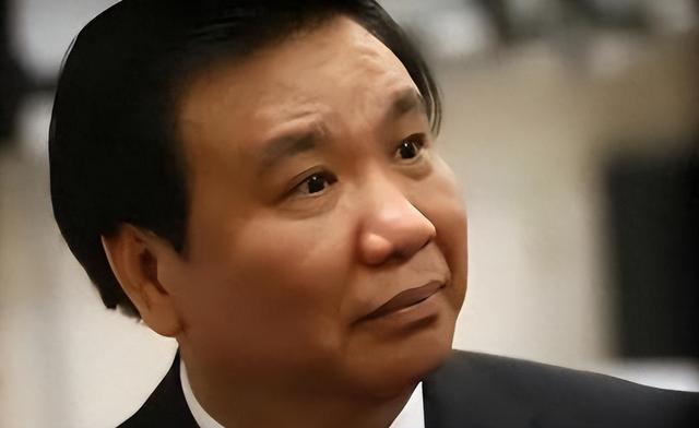 美方扶持的4位中国富豪开始露头了：在华疯狂捞金，扭头捐给美国