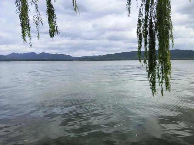 杭州西湖，终于见到你了