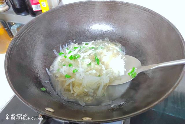 年纪大了的独居老人你会好好做自己的饭菜吗