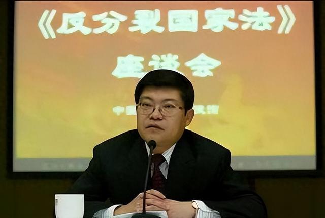 潜伏在我国高层的四大间谍，被安插在军政两界，导致我国损失惨重