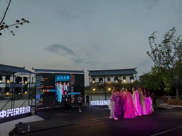 听音乐 、逛市集 、品美食！2025汉中秦岭熊猫音乐嗨唱季正解锁夏夜新体验