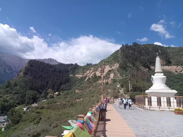 又踏甘肃地之二十二 张掖篇之二十 马蹄寺（1）