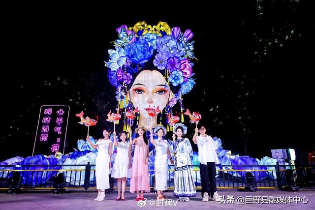来济南大明湖打卡新版“夏雨荷”，逛雨荷市集吧！（亮灯时间见文内）