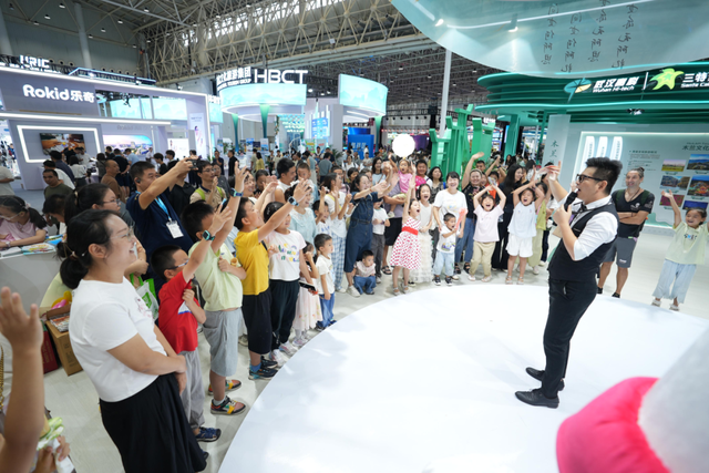 献礼“超级文旅日” ！武汉城建集团文旅项目亮相2025文旅博览会