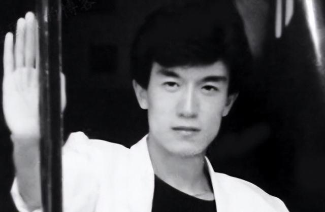 李咏也没想到，自己离世8年后，23岁的女儿会选择一条“不归路”