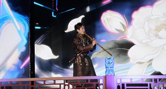 “溜达”着看表演！颐和园里上演“奇妙夜”