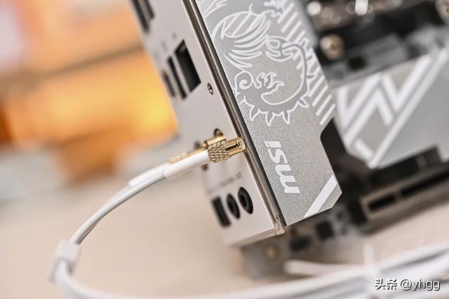 小身材大能量——微星 MPG B850I EDGE TI WIFI 刀锋钛主板开箱简测
