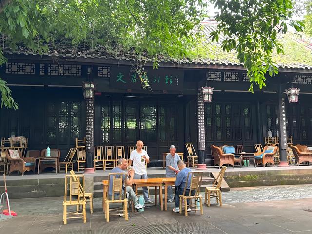 陆游的心路:从沈园到罨画池再到文君井