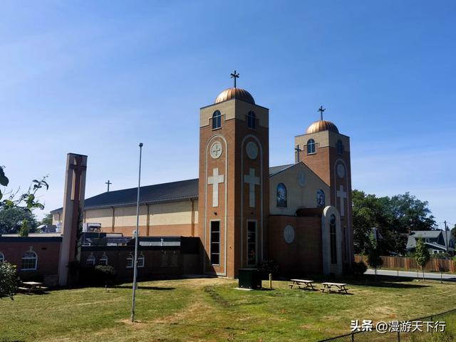 参观教堂建筑是旅行的必修课,分享我在加拿大圣凯瑟琳斯所看到的