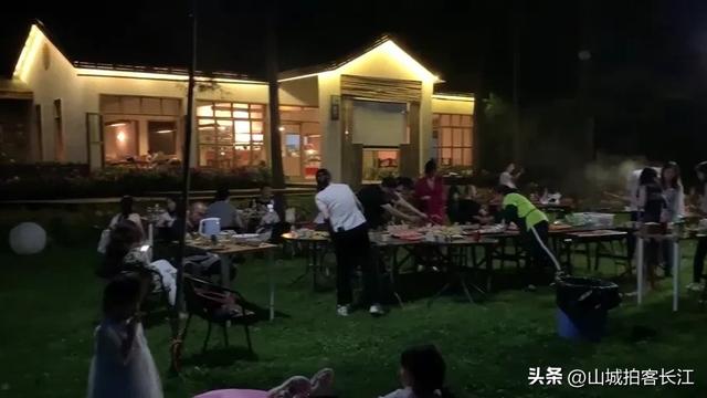 重庆涪陵排末尾的年轻镇，常住游客超本地居民两倍，究竟有何魅力
