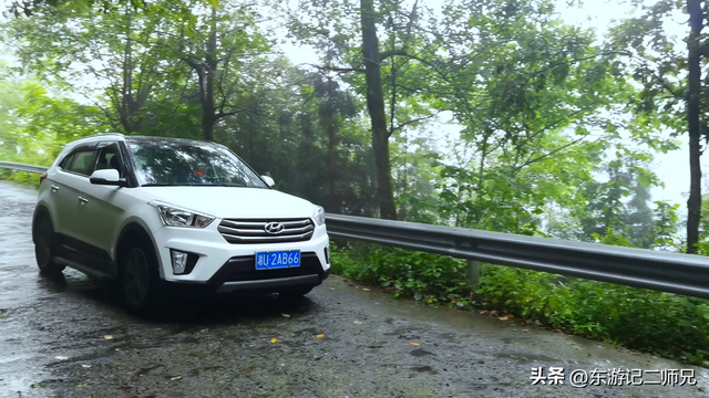 探索湘西奇人，耗资20余年，独自隐居山顶打造世外桃源