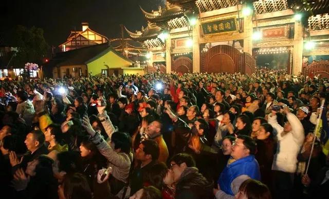 一女子谈释永信过往,她姐妹住少林寺3天2夜,争相往释永信房间跑