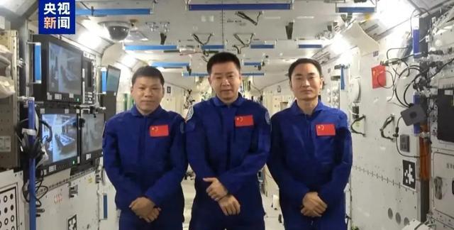 神舟二十号月底返航，神舟二十一号航天员确定，会有女指令长吗？